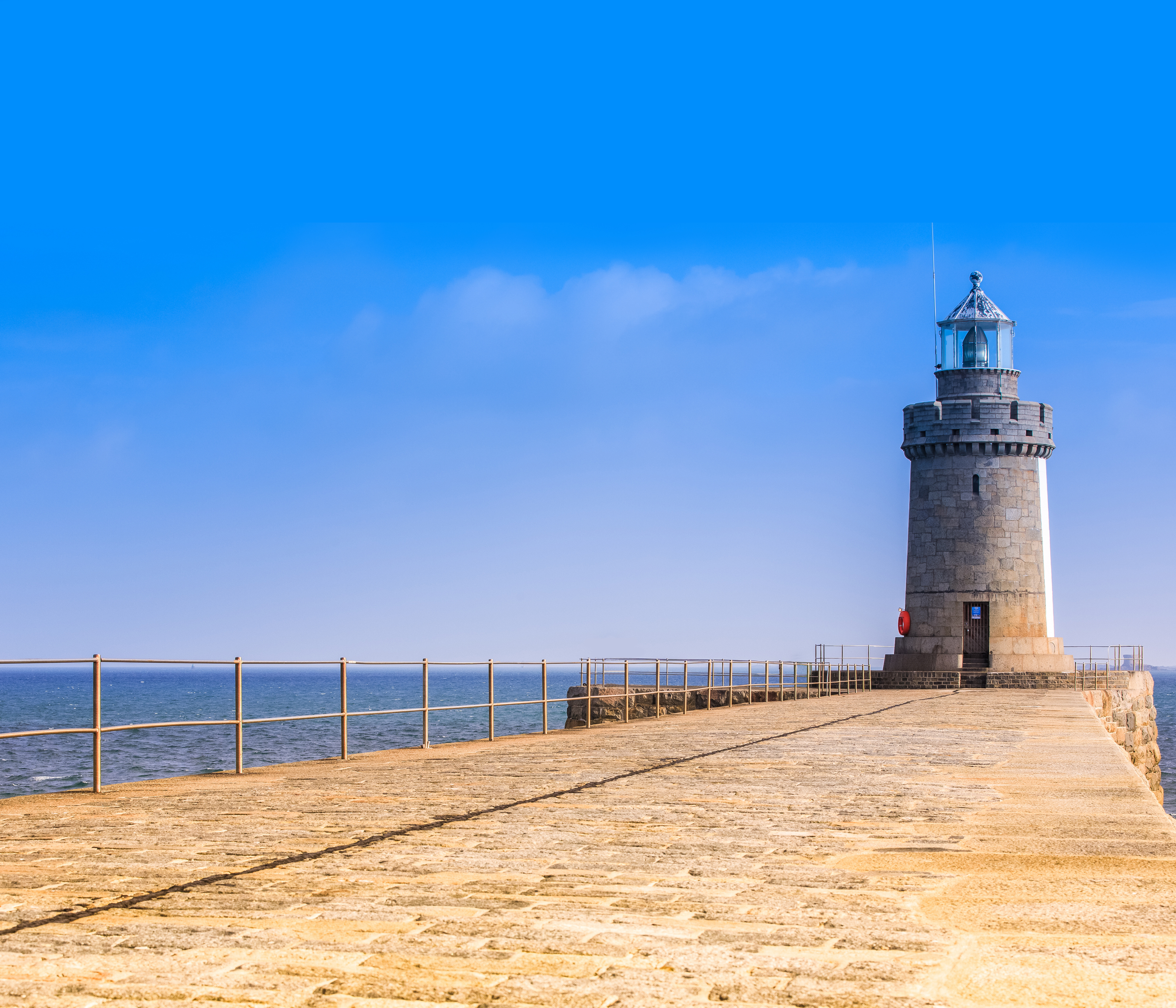 Hero Image Adobestock 55868510 (2)